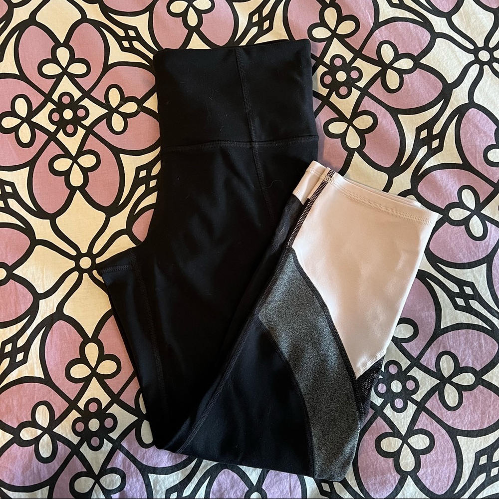 Athleta Capri Leggings!